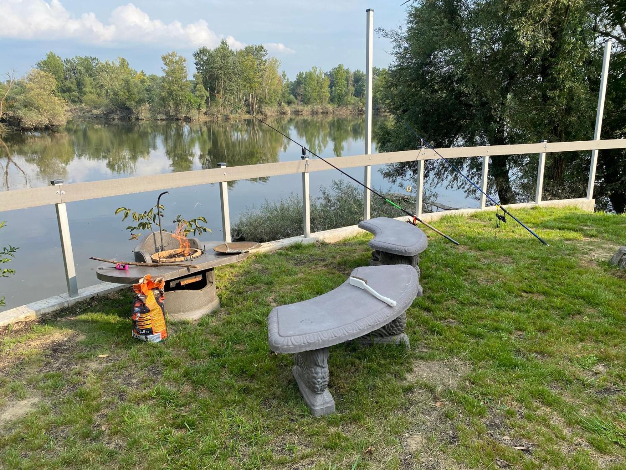 Muraszemenye Toparti Horgasz Nyaralo Muraratka Bagian luar foto